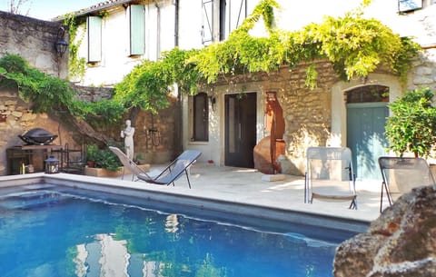 pool
