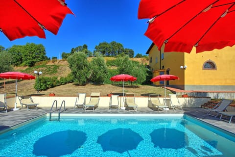 Building Exterior, Garden, Outdoor, Pool