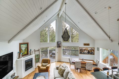 House (3 Bedrooms) | Interior