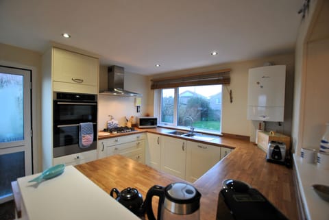 The kitchen is well-equipped for a self-catering stay