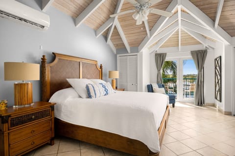 Master bedroom on 3 floor