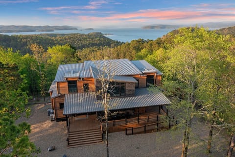 5000sqft of interior space & 5000sqft of deck space including custom playset