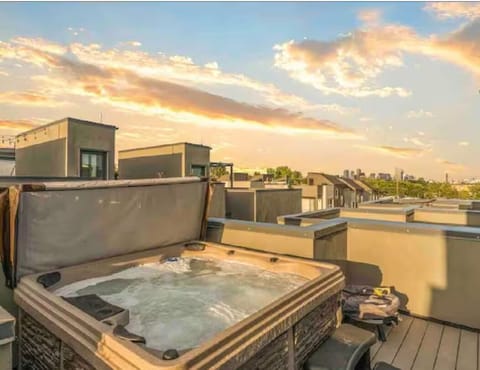 Hot tub
