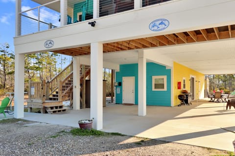 The Hideaway Is The Bottom Unit Only