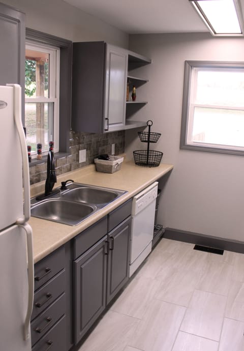 Full Kitchen with Dishwasher and Washer/Dryer