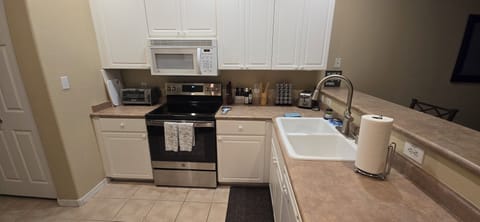 Range has air fry feature