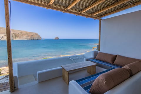 GERONTAS Suite Sea View with Outdoor Jacuzzi | Terrace/patio