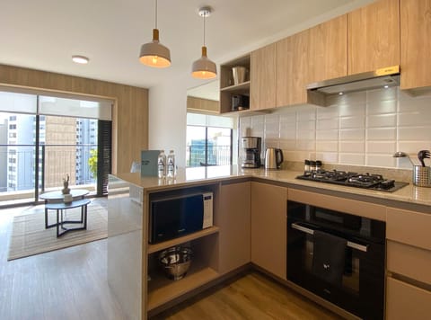 Apartment (905A) | Private kitchen | Fridge, microwave, oven, electric kettle