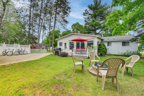 Boyne City Vacation Rental | 3BR | 1.5BA | 1,592 Sq Ft | 2 Steps Required