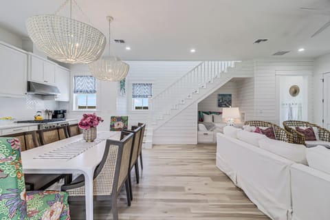 Cottage (2 Bedrooms) | Interior