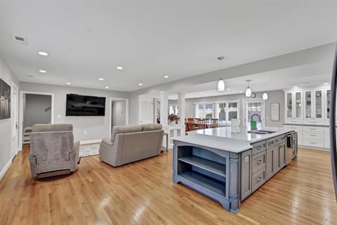 Main Floor Sitting Area 2