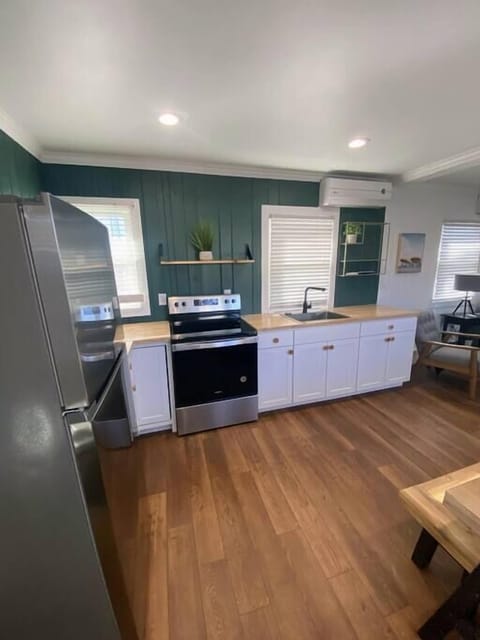 69cb6b4e-a73b-41b5-aae4-6e2ab8ffd9ca