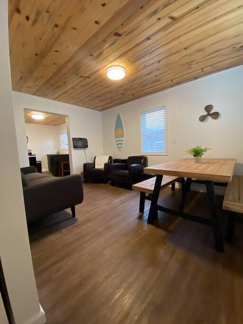 Living and Dining Are