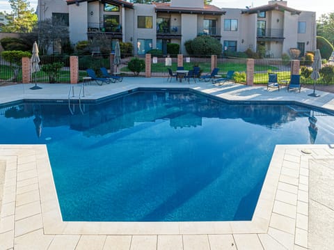 Community Pool and Hot Tub
