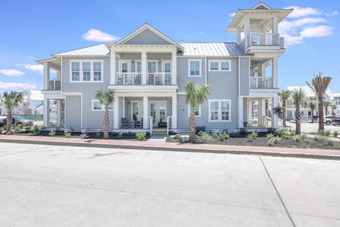 Welcome to Baywatch Tower!