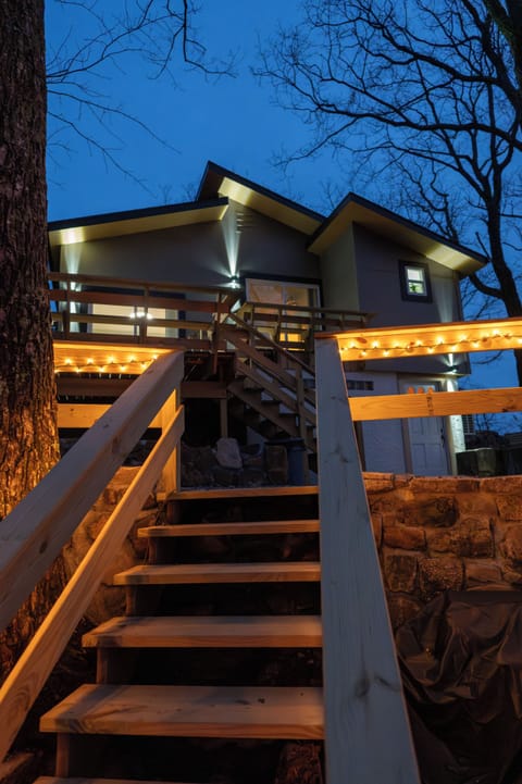  Private Retreat w/ Mountain Views & Firepit – Close to Trails