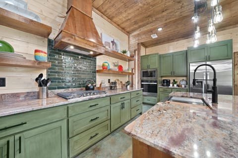 Prep and cook in the fully equipped kitchen with all the standard major appliances – refrigerator, chef- preferred gas stove/oven, and microwave.