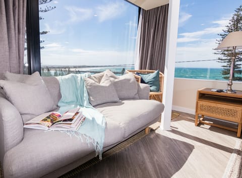 Premier Ocean View Suite | Beach/ocean view
