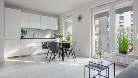 Apartment (13) | Private kitchenette | Electric kettle, cookware/dishes/utensils
