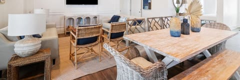 Jasper Jetty is the rental of Marie Marsh & Langdon Lagoon. Door between properties opens for easy access!