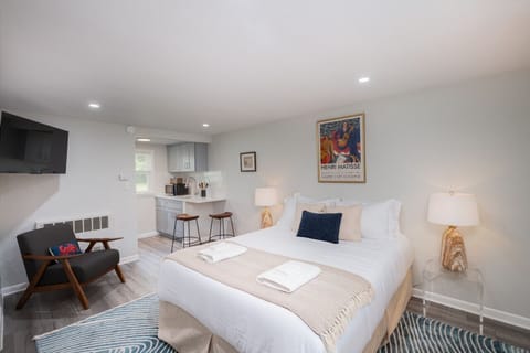 Sink into a cloud. Our premium mattress is topped with a plush topper for the ultimate sleep experience.