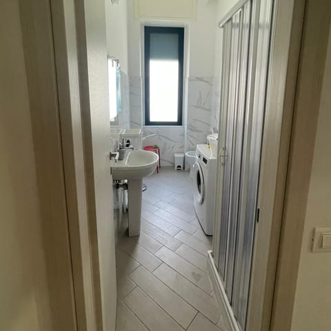 Soundproofing, free WiFi