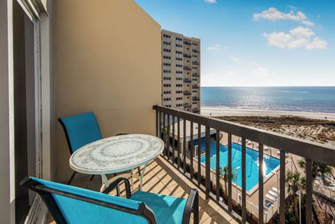 Private Balony overlooking the Gulf