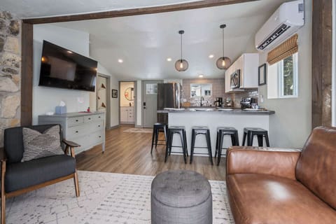 Welcome to Little White Cottage on the Lake! This newly remodeled classic cottage provides an amazing open space for guests to enjoy