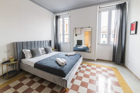 Comfort Apartment | 2 bedrooms, blackout drapes, iron/ironing board, free WiFi