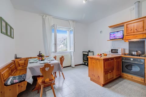 Kitchen and dining area