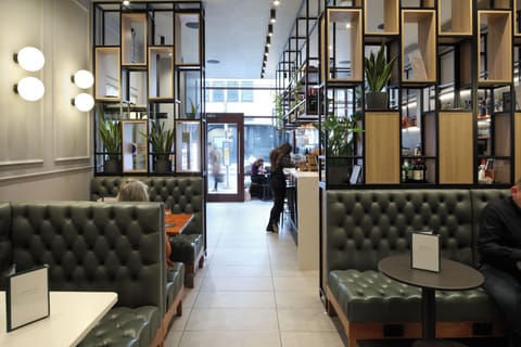 Cafe