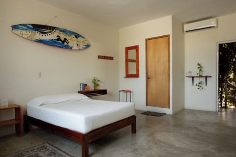 Design Double Room | Free WiFi, bed sheets