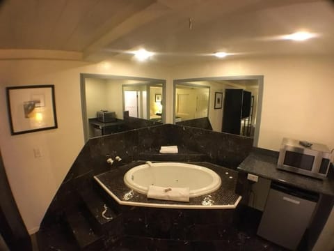Superior Single Room | Bathroom