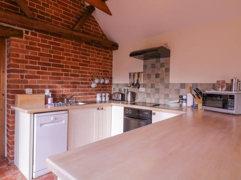 Fridge, dishwasher, electric kettle, toaster