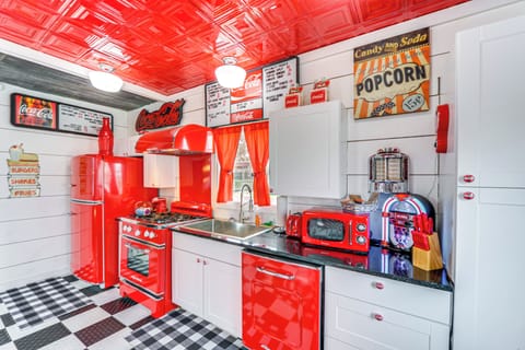 House (1 Bedroom) | Interior