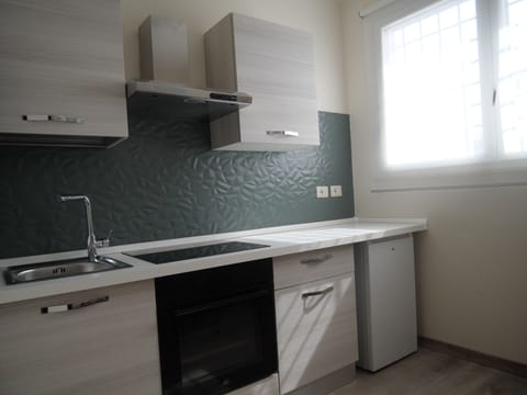 Shared fridge, microwave, espresso maker, electric kettle