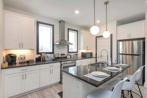 Fully Stocked Kitchen w/all Stainless Appliances