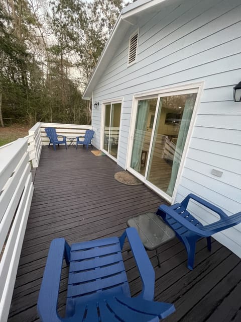 Front deck area