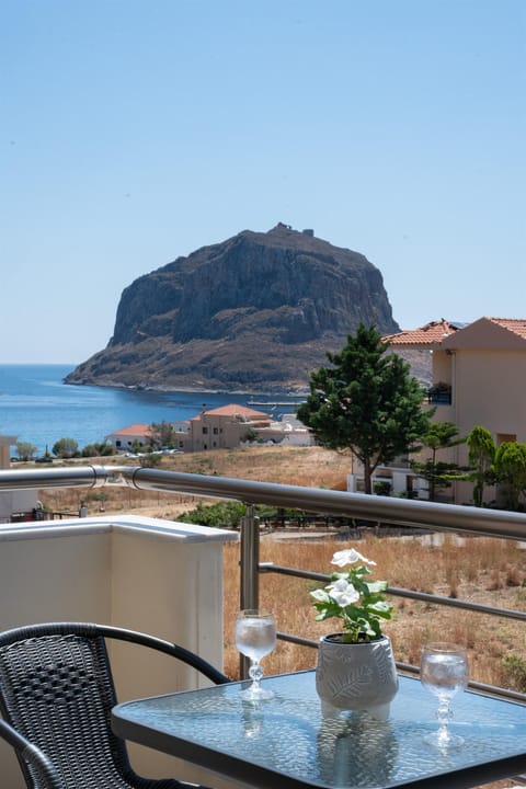 Comfort Suite, Balcony, Sea View | Terrace/patio