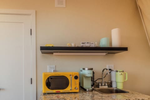 Deluxe Tent | Living area | Smart speakers