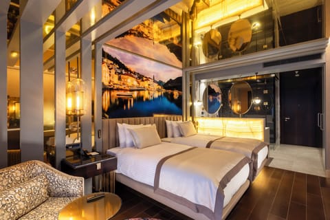 Deluxe Room | Egyptian cotton sheets, premium bedding, down comforters, minibar