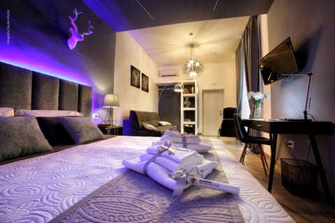 Soundproofing, iron/ironing board, free WiFi, bed sheets