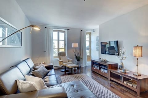 Salon bien éclaire