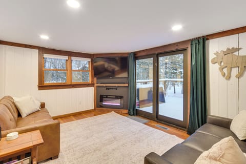 Duluth Vacation Rental | 2BR | 1BA | 1,000 Sq Ft | Small Step for Entry