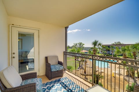 Biloxi Vacation Rental | 2BR | 2BA | 1,200 Sq Ft | Elevator Access