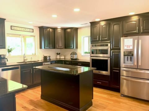 Fully-Stocked Kitchen w/ Upgraded Appliances