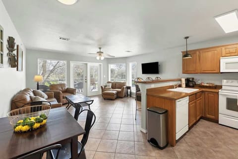 Welcome to JJ's River Retreat.