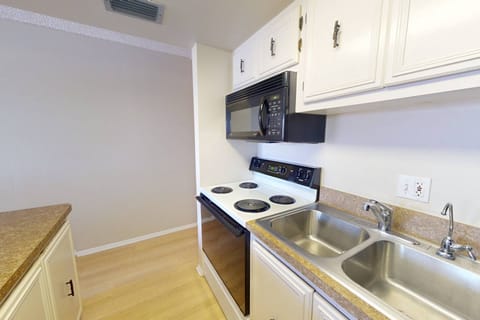 Kitchen Ready for Any Meal Preparation