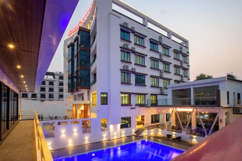Front of property - evening/night