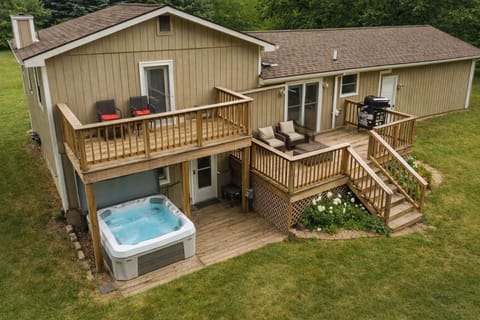 Lakefront Home Exterior